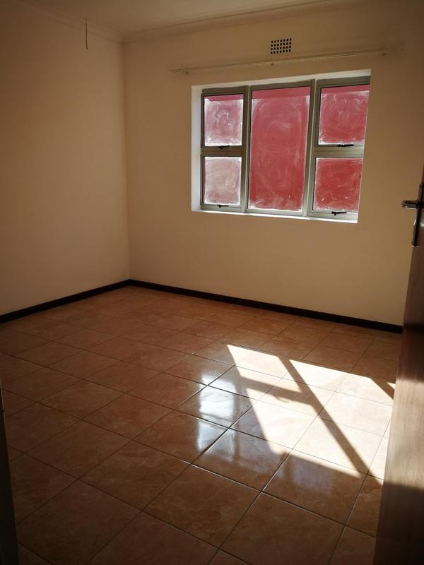 To Let 2 Bedroom Property for Rent in Grassy Park Western Cape